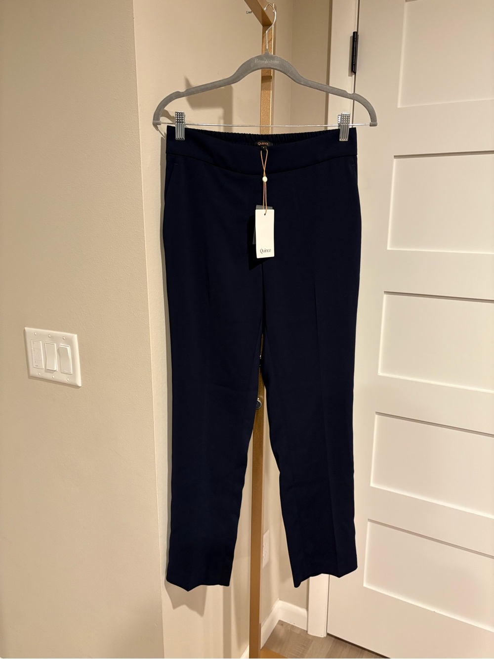 Quince Stretch Crepe Ankle Pants. Size 4. NWT. Navy Color. MSRP $60
